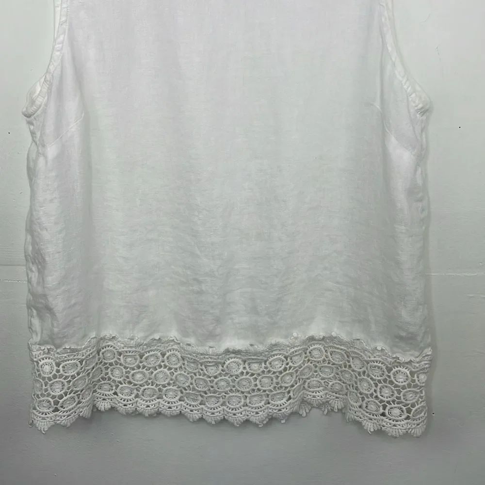 Marina Luna Linen White Crochet Trim Sleeveless Top size Medium - Picture 3 of 13